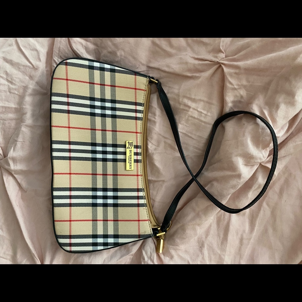 Small shoulder bag